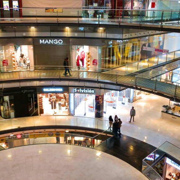 Shops/Showroom